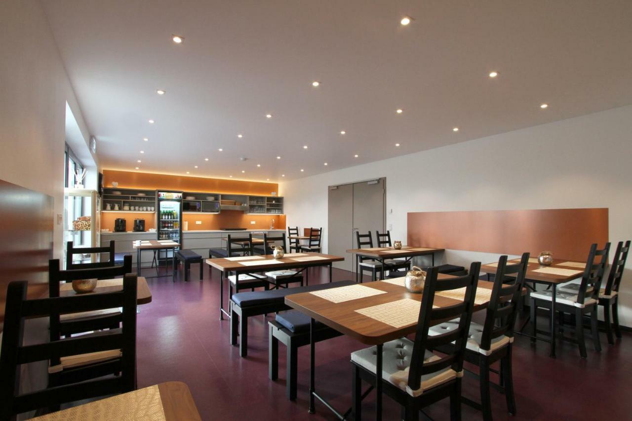 Neumann'S Uebernachten Plankstadt ภายนอก รูปภาพ